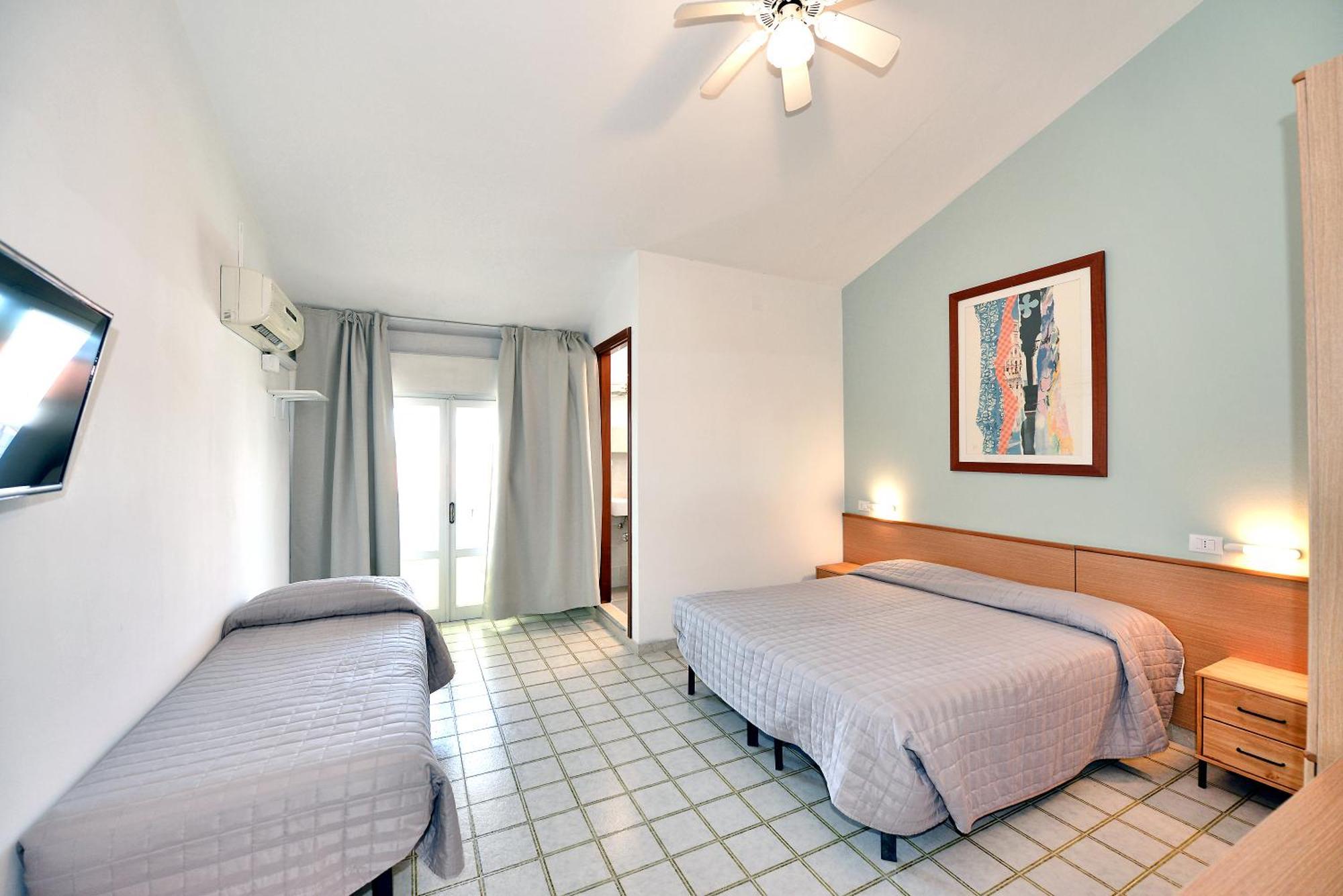Classic Triple Room