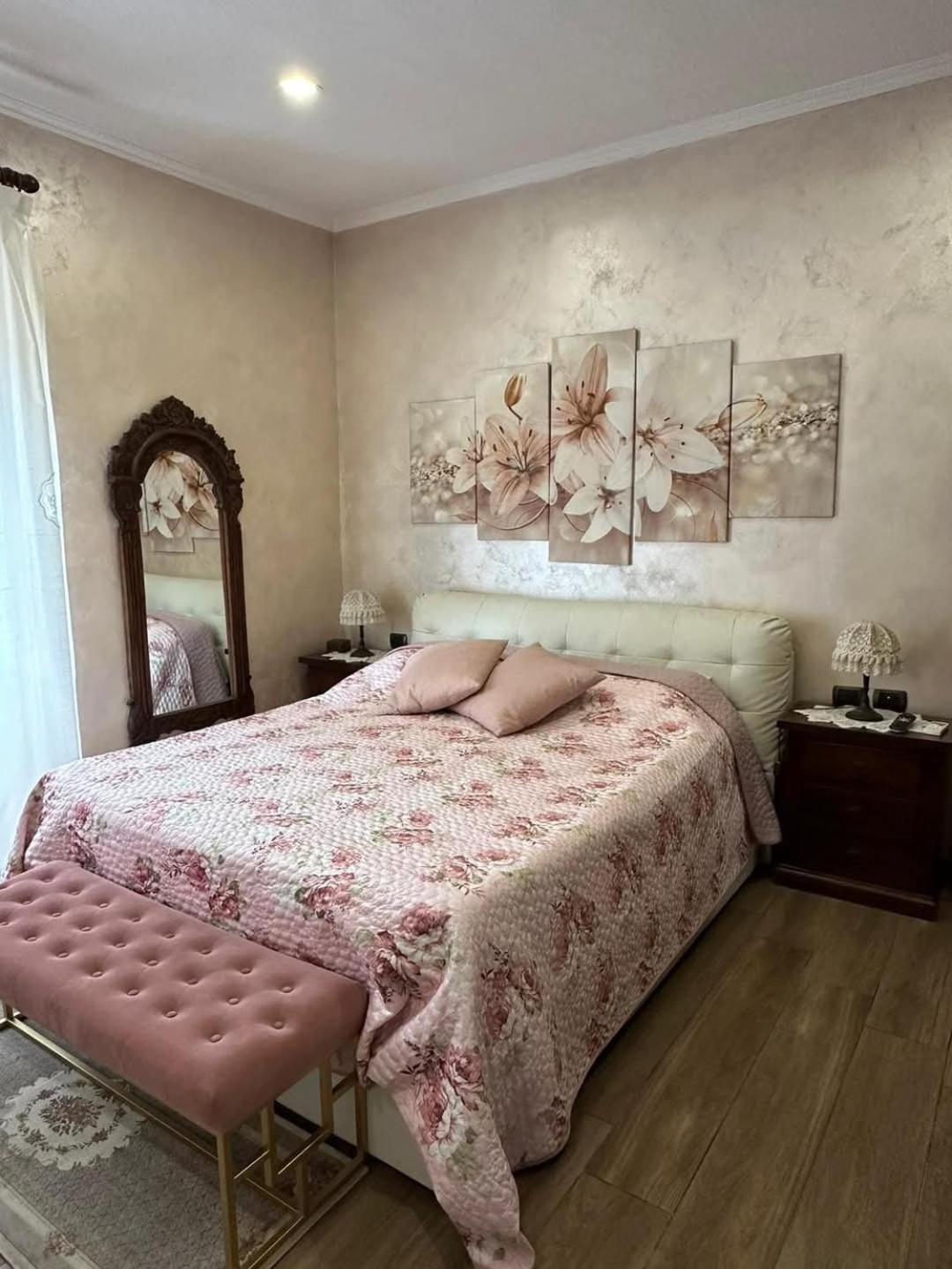 Double Room Private Bathroom