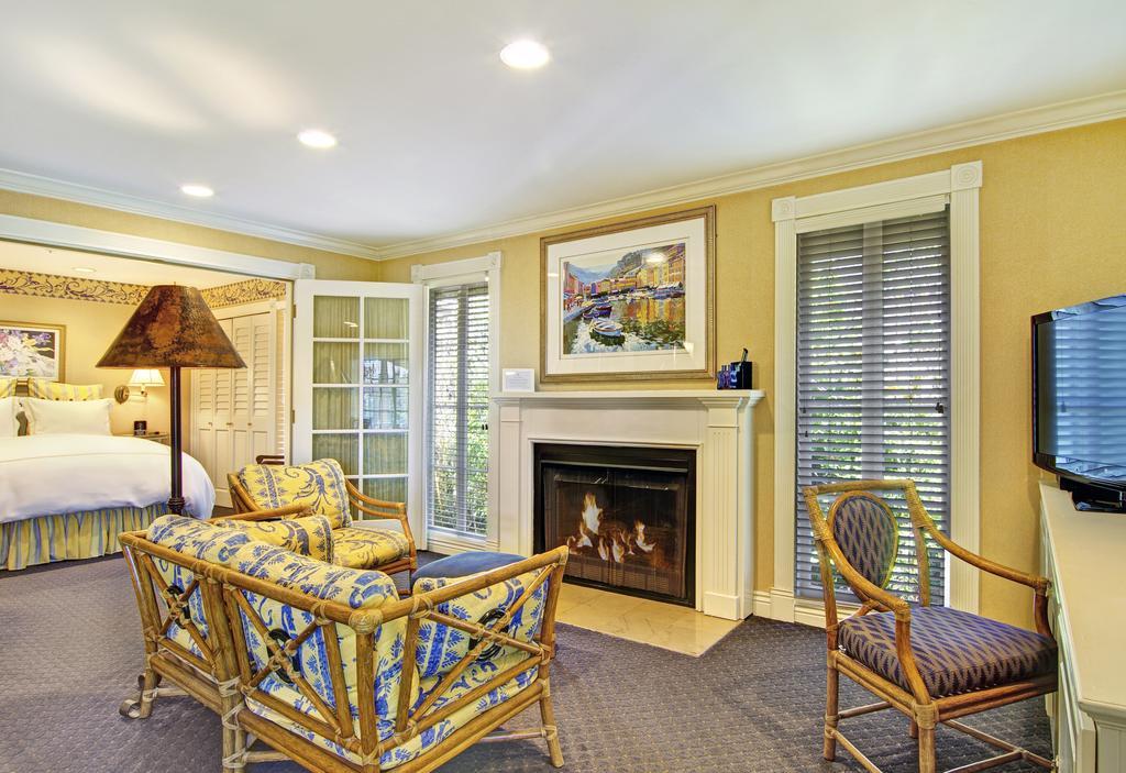 One-Bedroom Queen Suite Valencia