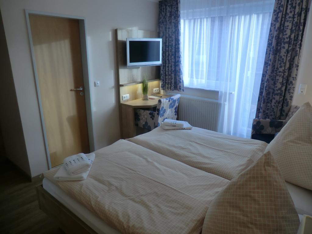 Double Room with Terrace,169775985:JPEG