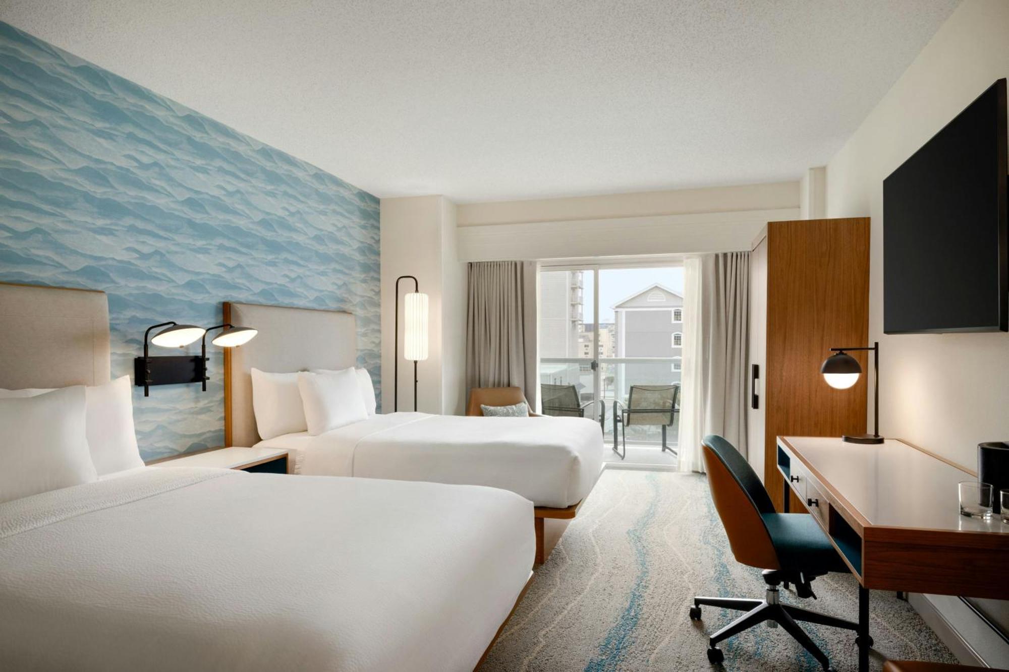Queen Room Two Queen Beds City View Balcony