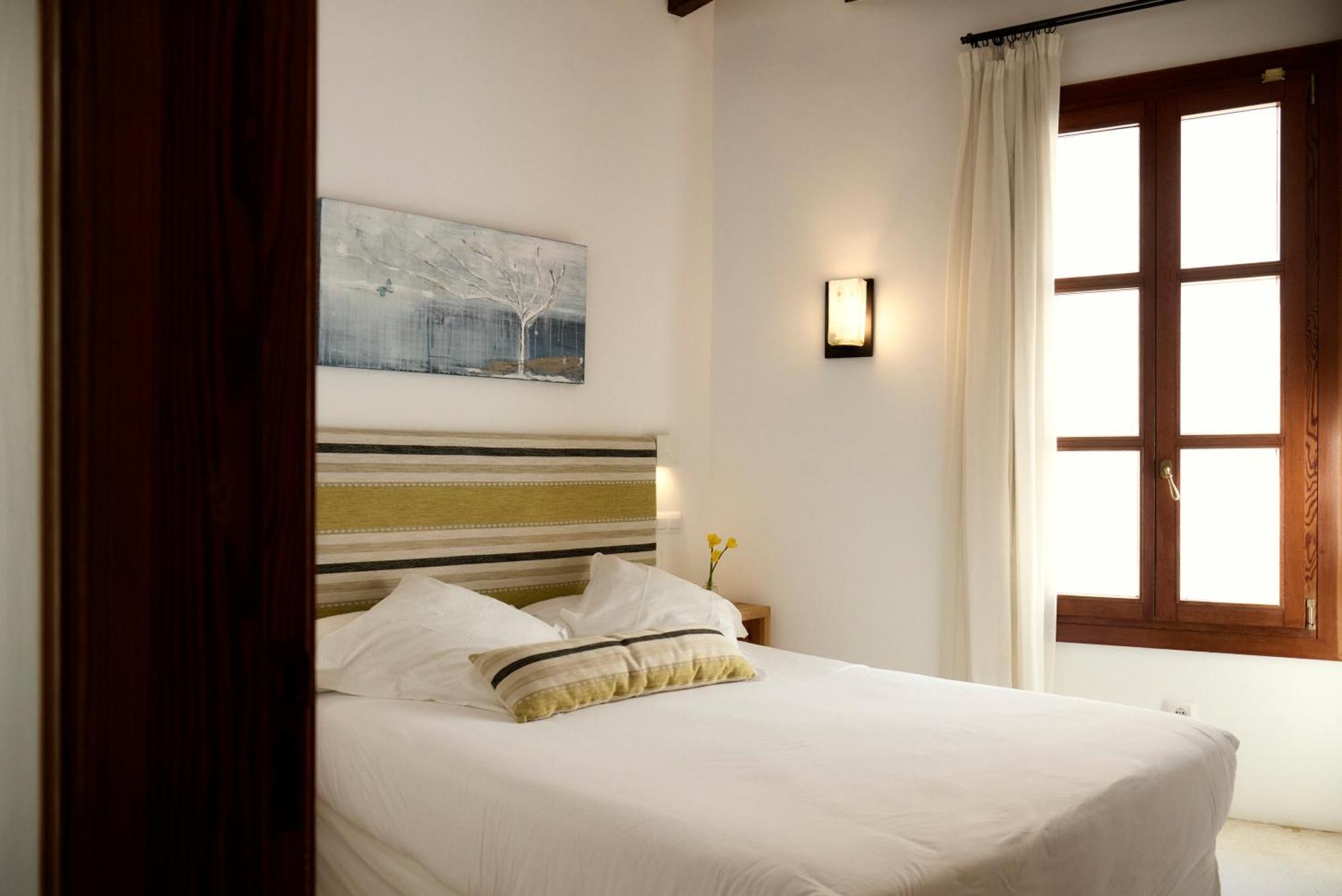 Basic Double Room