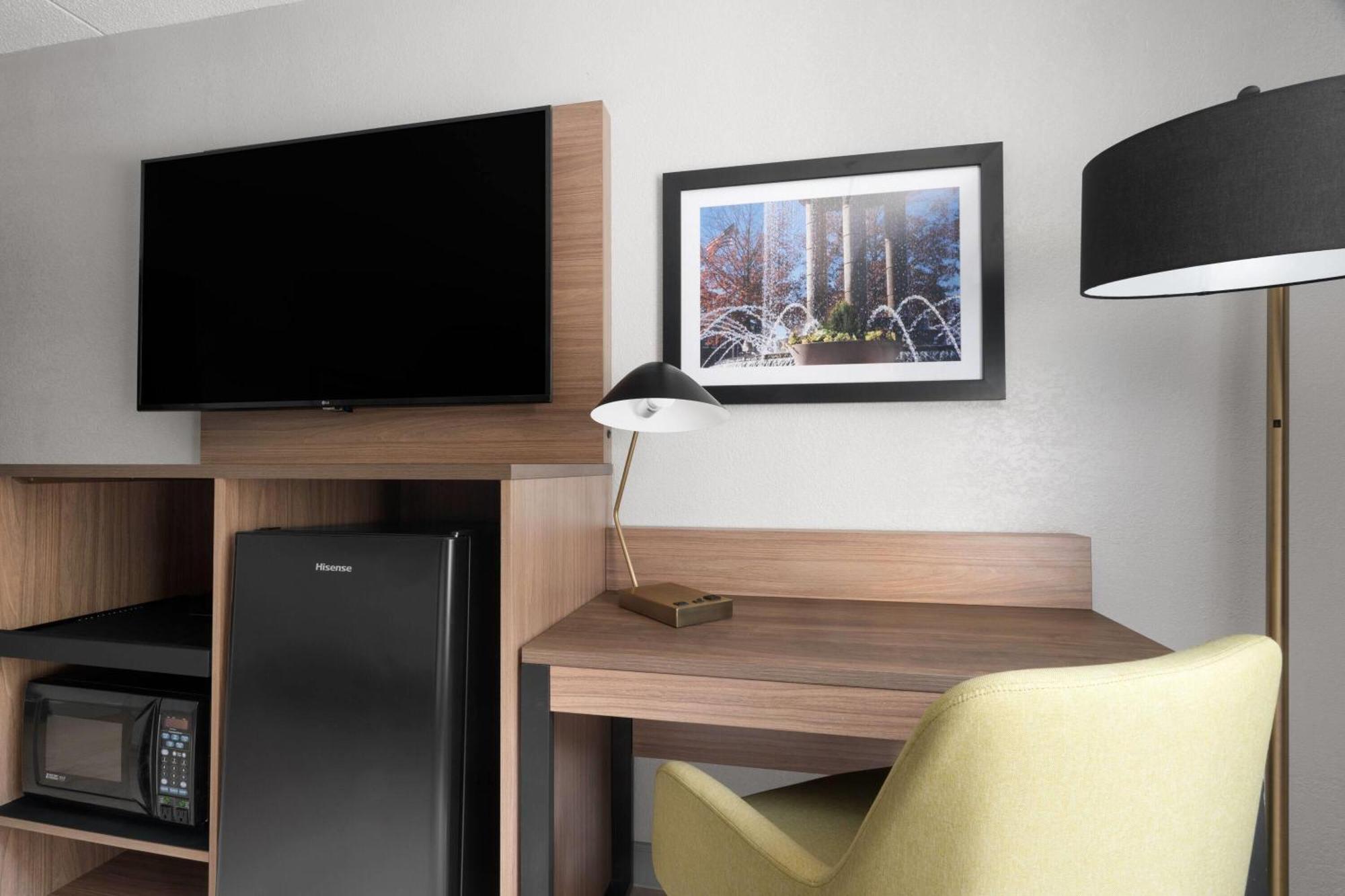 Deluxe Double Room Two Double Beds Non-Smoking