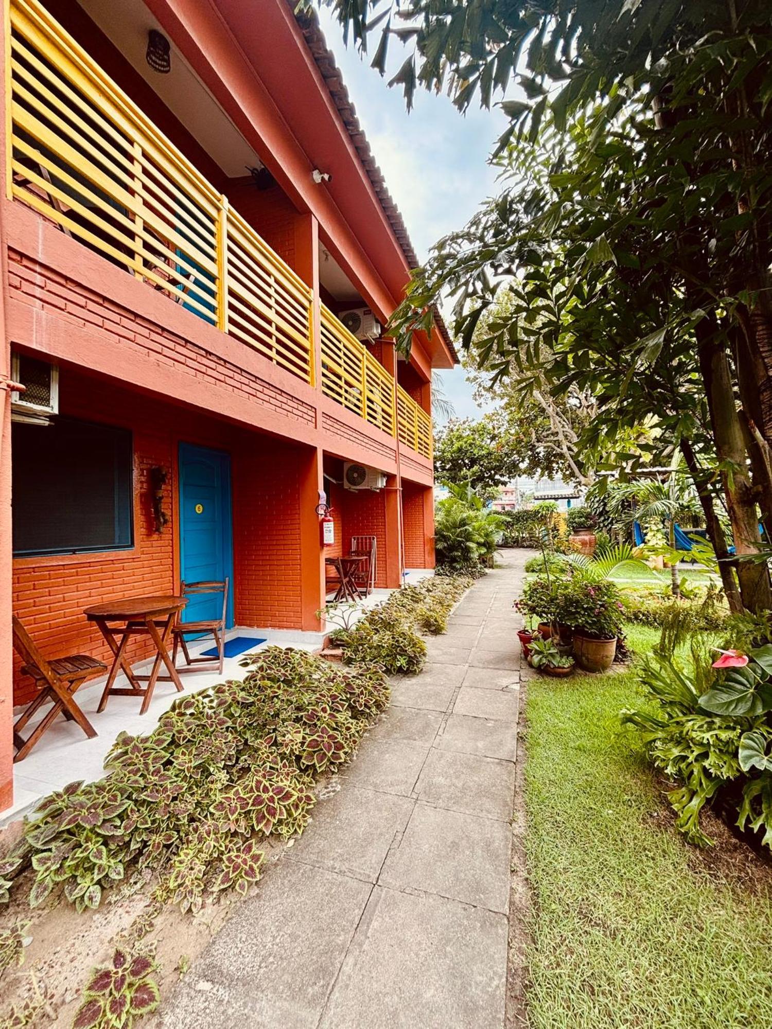 Suíte no Térreo com Vista do Jardim
