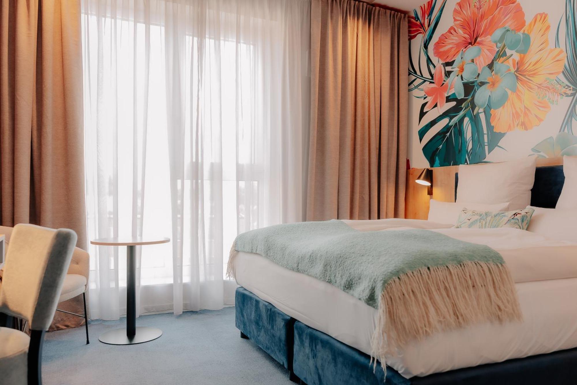 Large Double Room