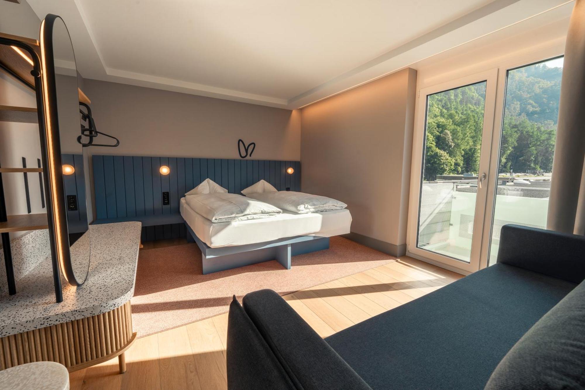 Mate Apartment Room 360