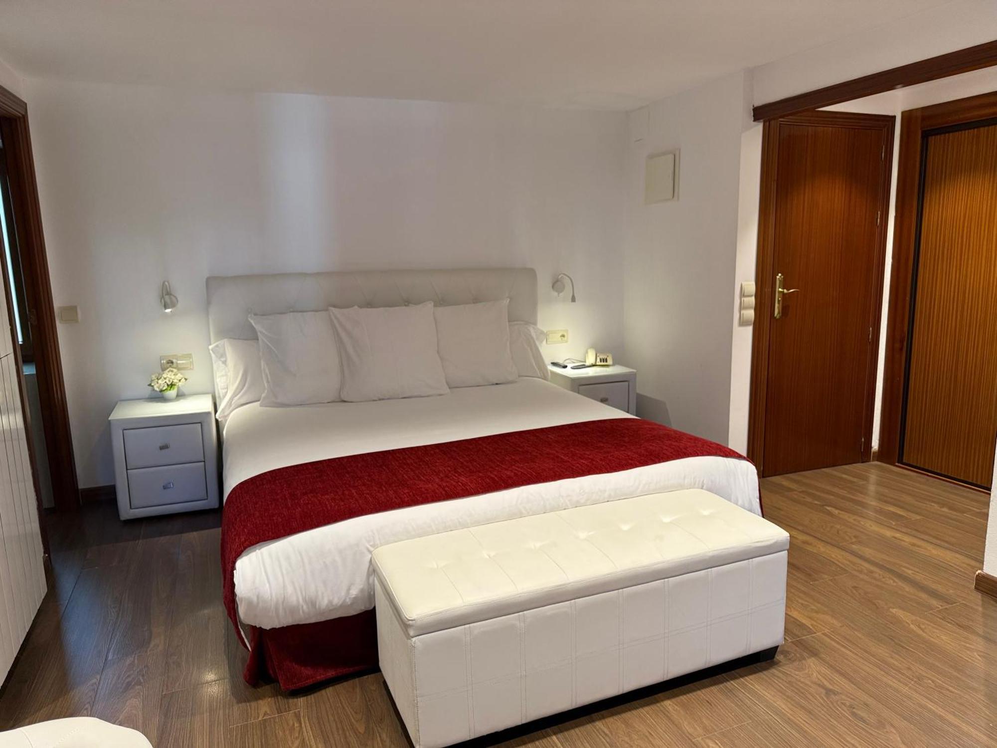 Junior Suite Fireplace Spa Access