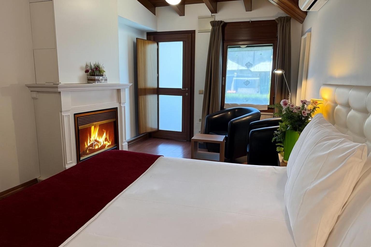 Superior Double Room fireplace Spa Access