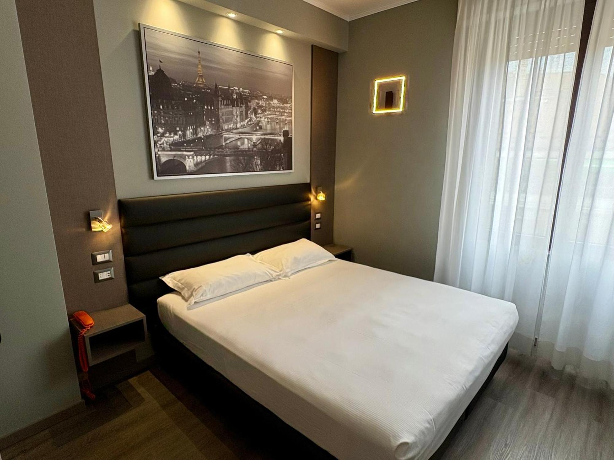 Double Room,1697794516:JPEG