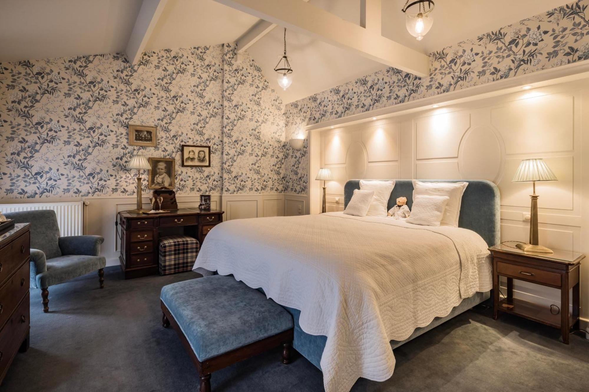 Deluxe Heritage Room