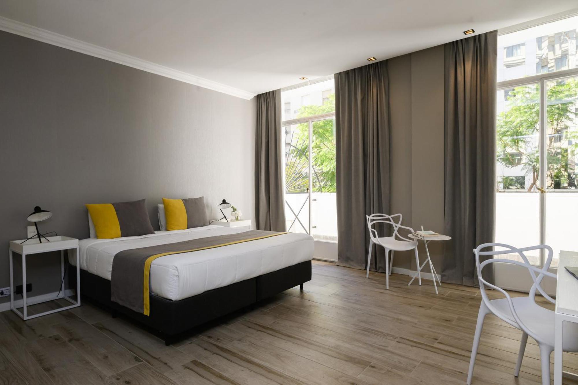 Deluxe Double or Twin Room