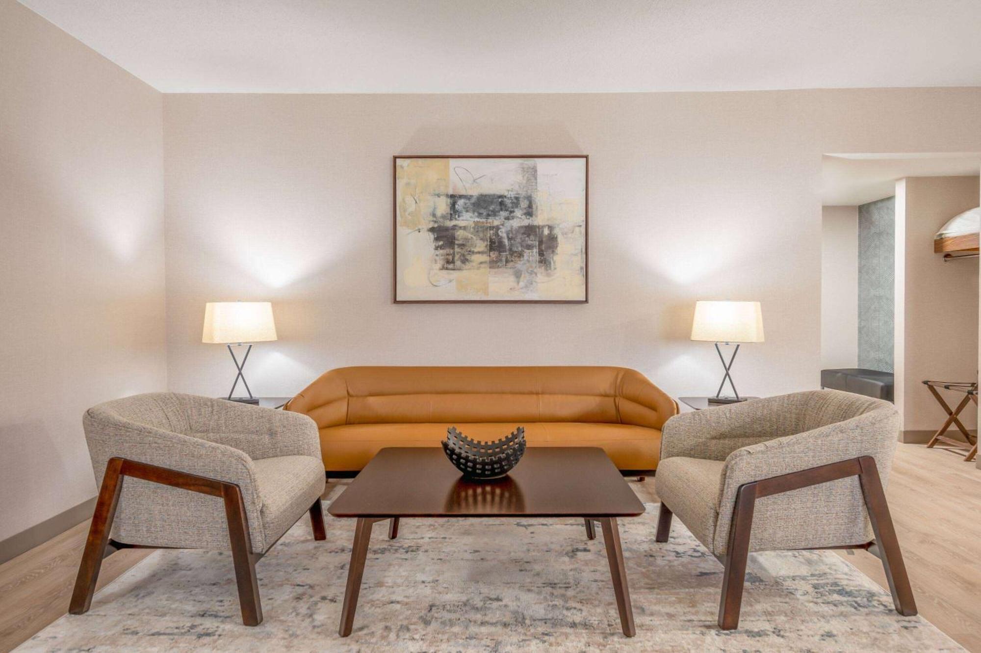Executive King Suite