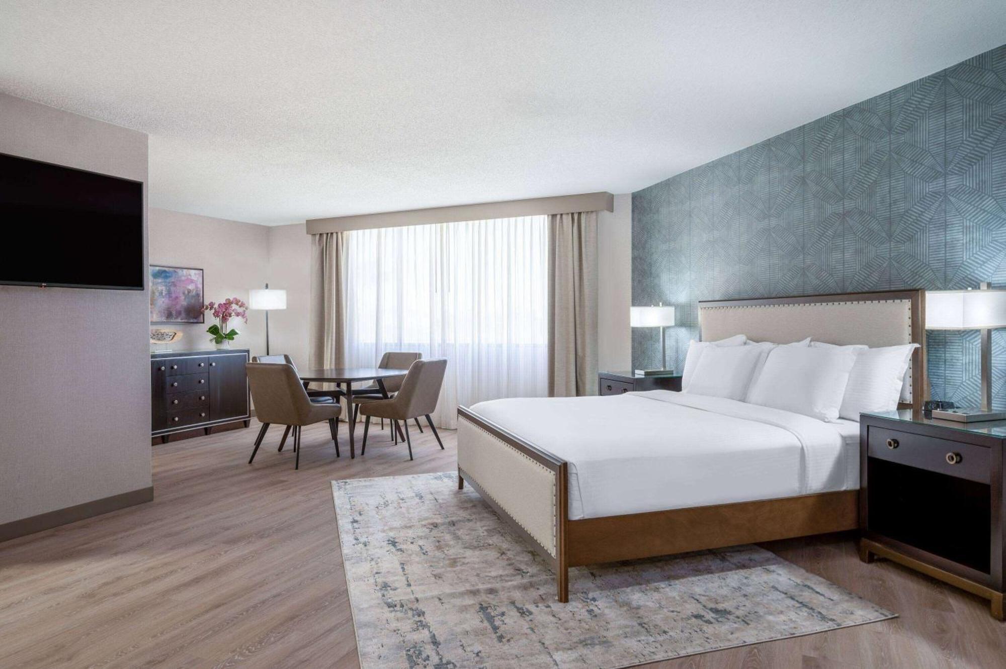 Executive King Suite