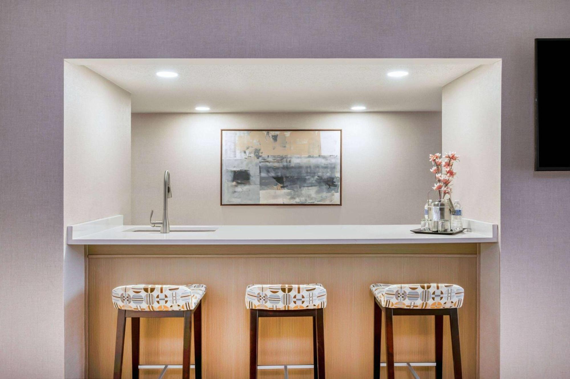 Executive King Suite