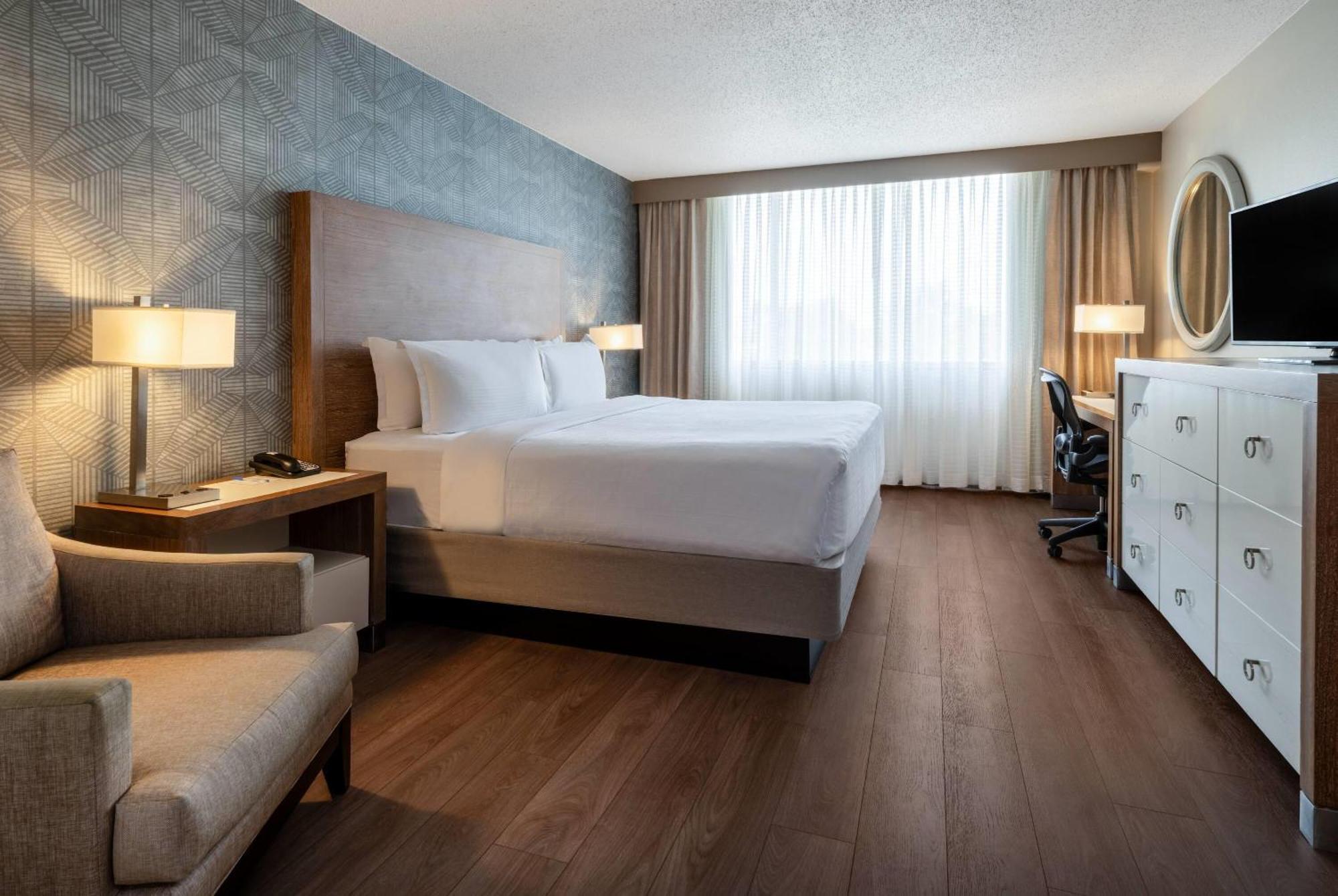 Premier King Room