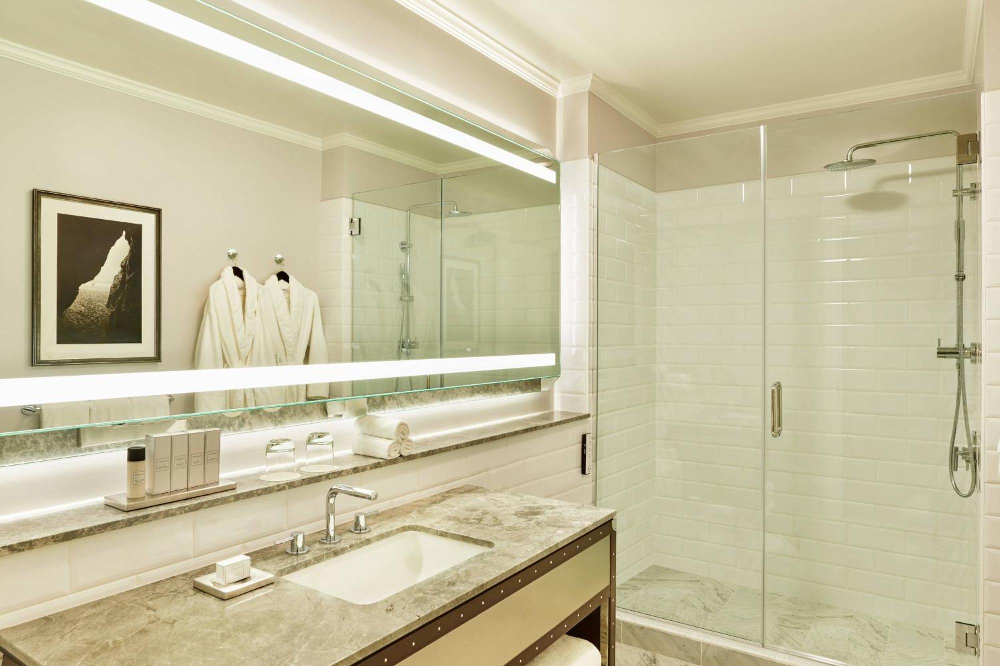 Junior Suite Studio Style 1 Bedroom Studio Suite 1 King