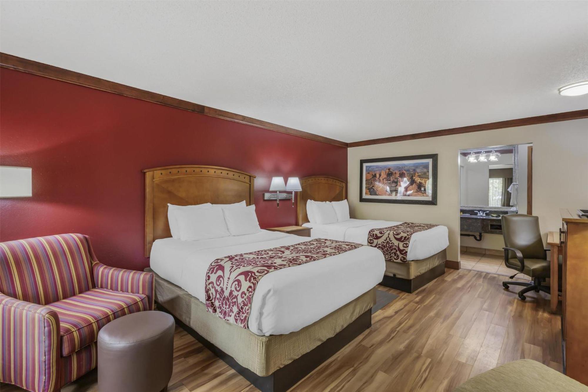 Deluxe Queen Room Two Queen Beds Non-Smoking