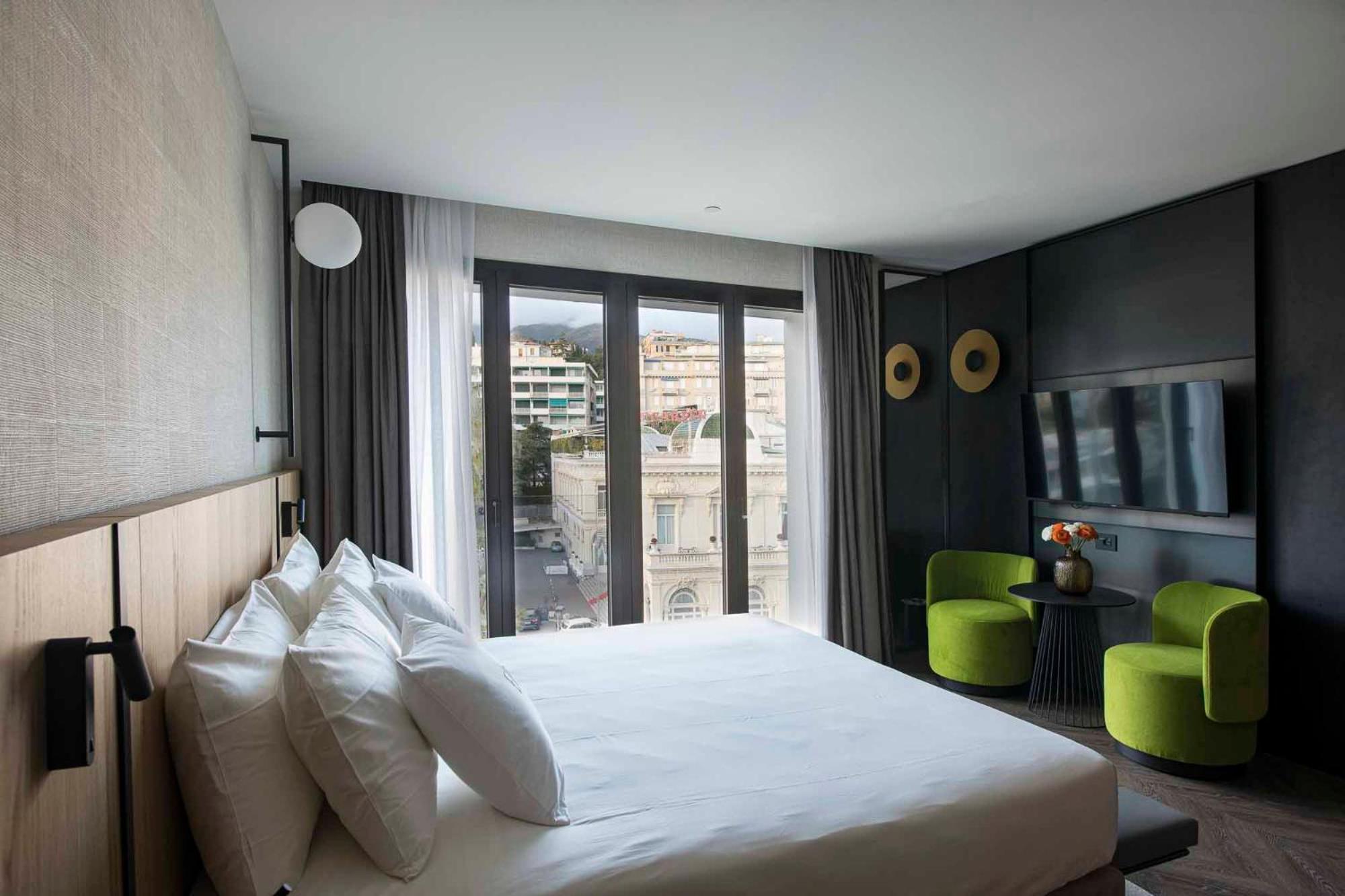 Deluxe Tweepersoonskamer met 1 of 2 Bedden en Uitzicht op de Stad