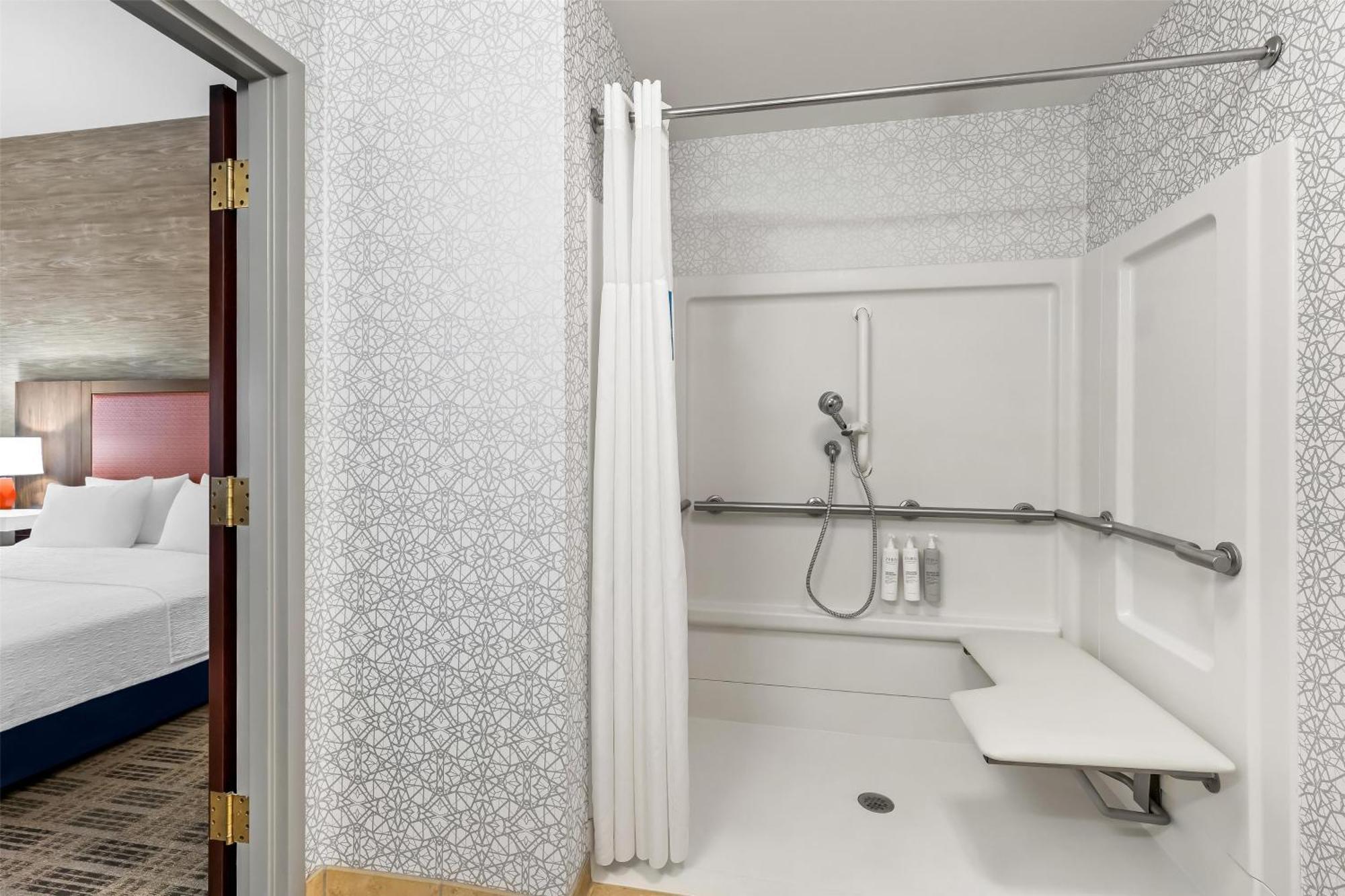 King Room Roll Shower Mobility Access or Non-Smoking