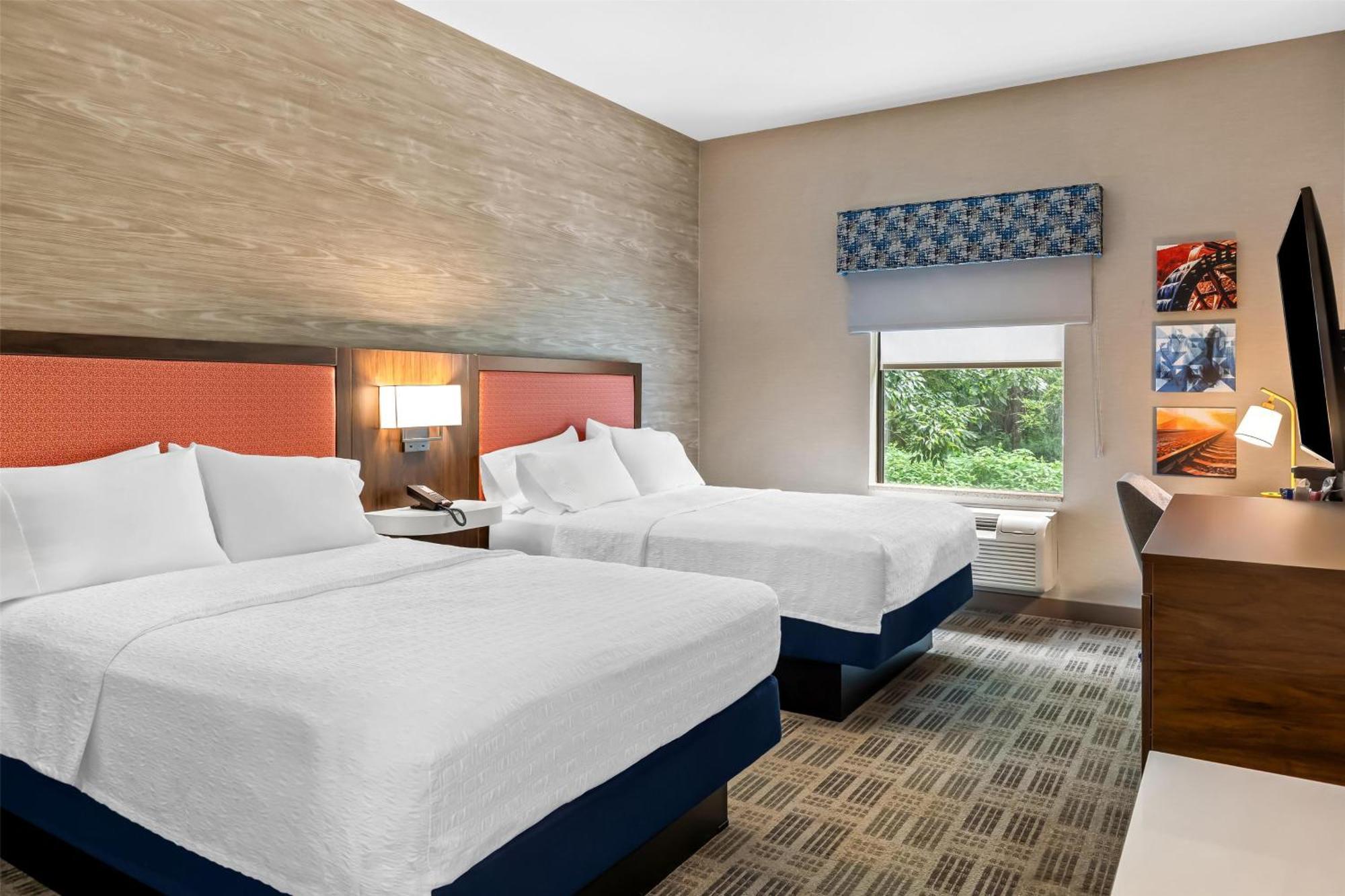 Room Two Queen Beds Non-Smoking