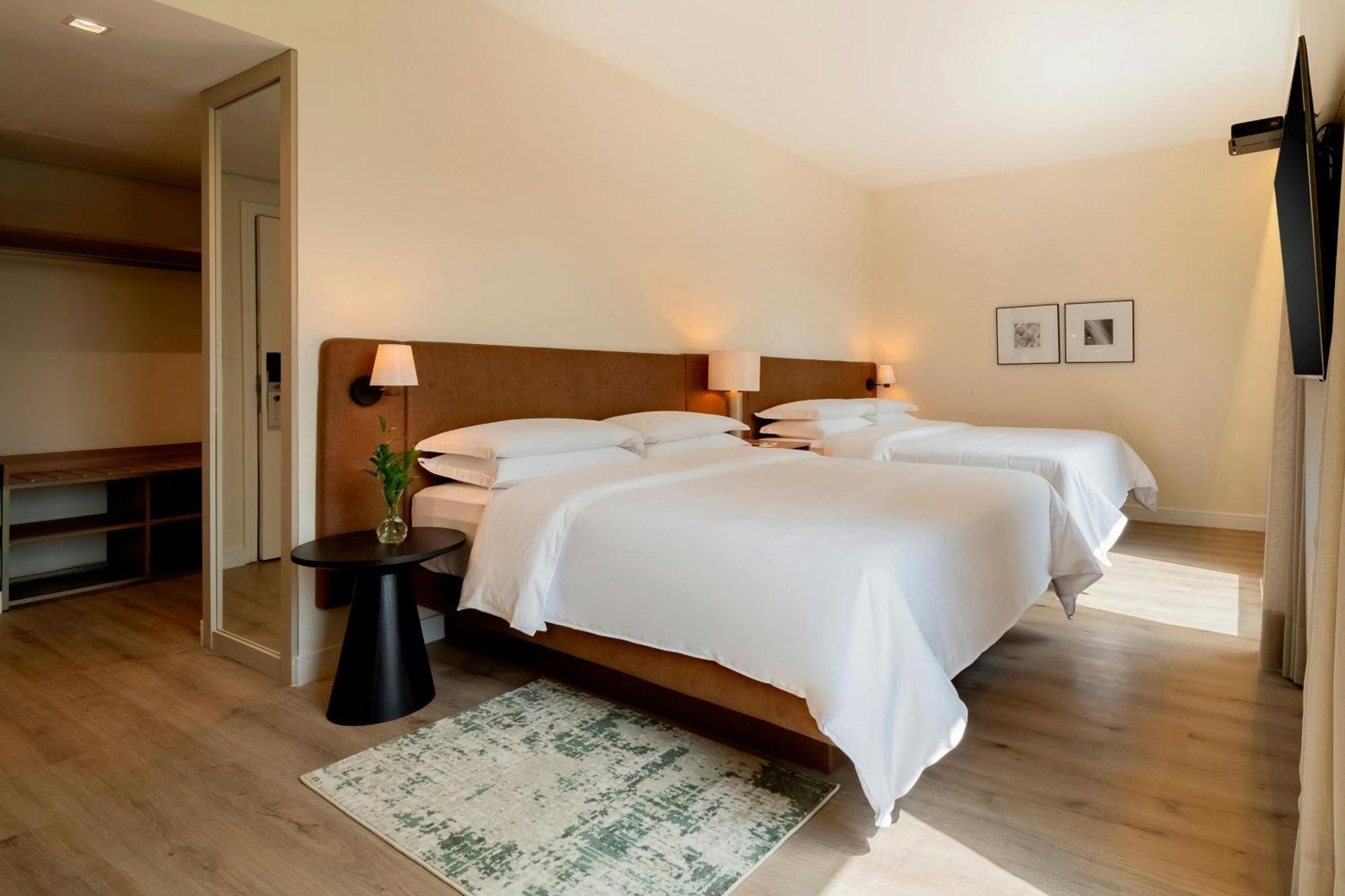 Deluxe Queen Room Two Queen Beds
