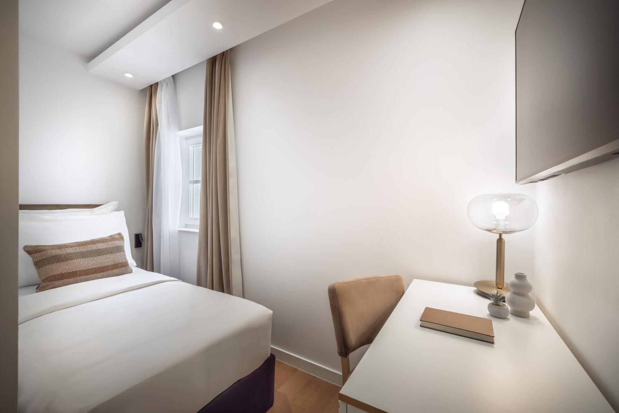Small Single Room