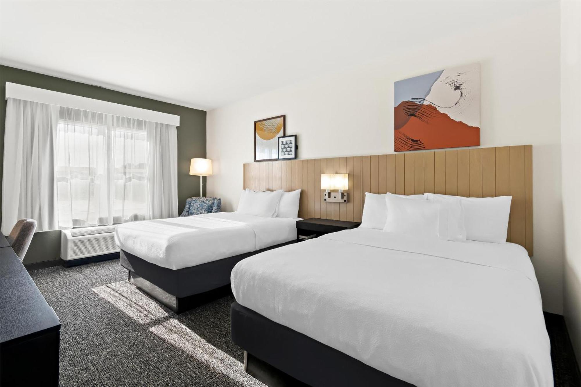 Queen Room Two Queen Beds