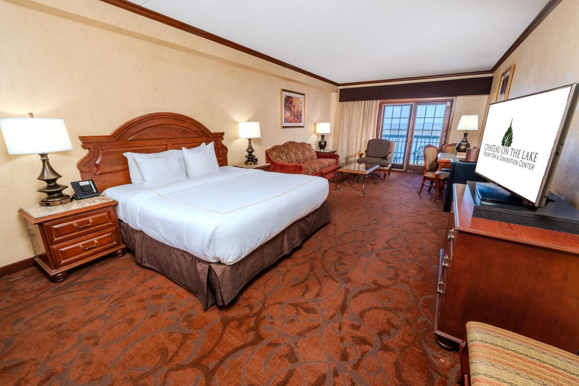 King Room Partial Lake View