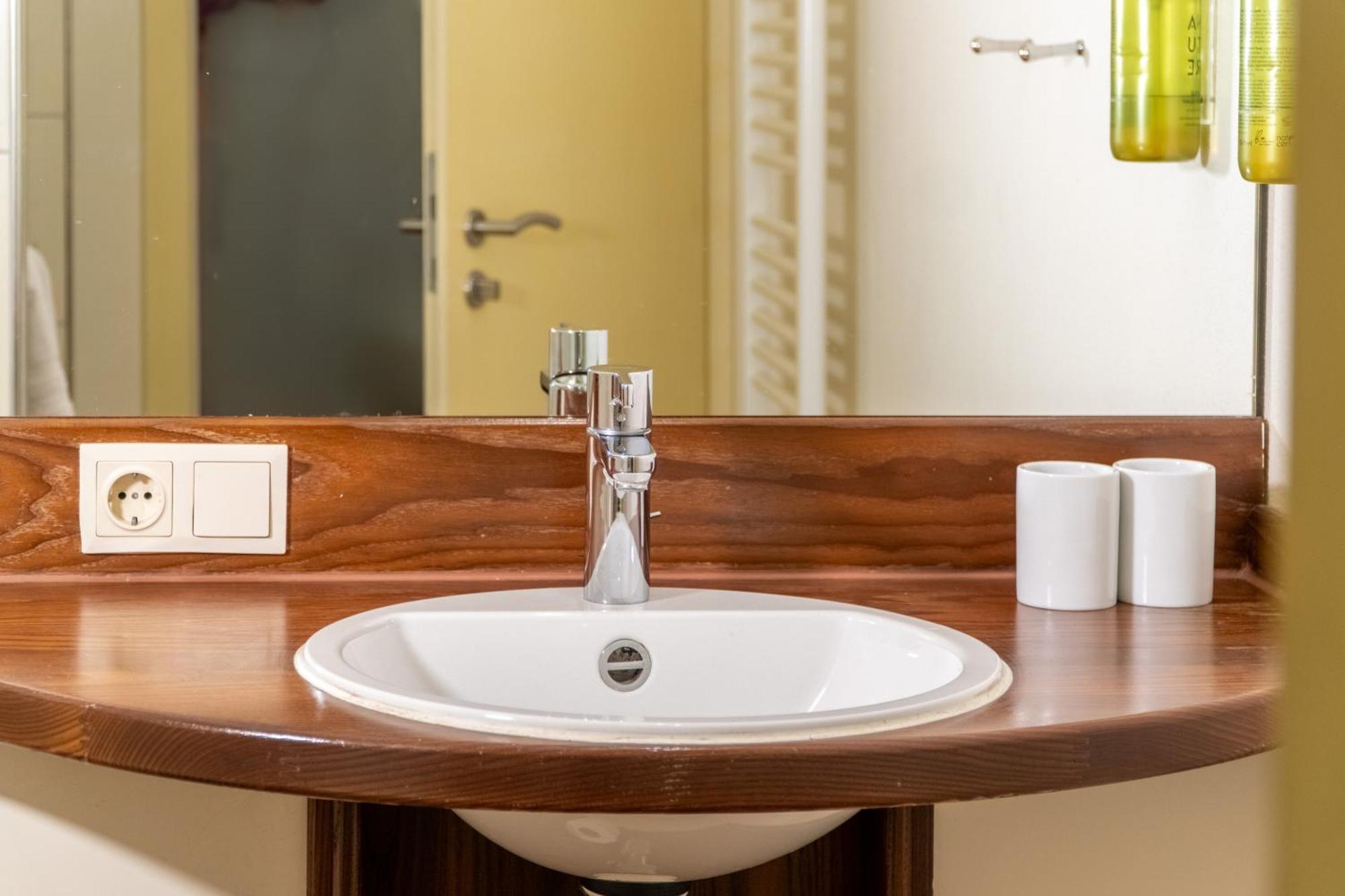 Deluxe Family Suite