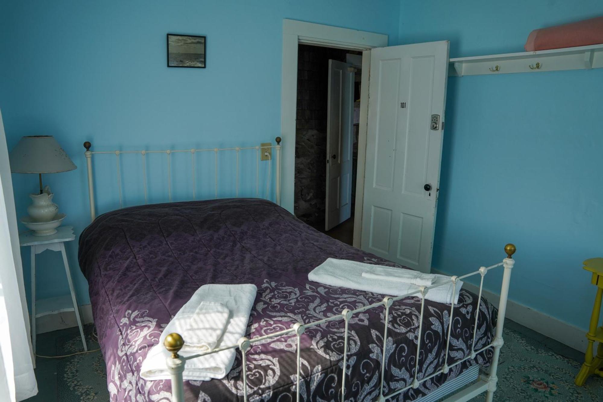 Ocean View Room rm 101
