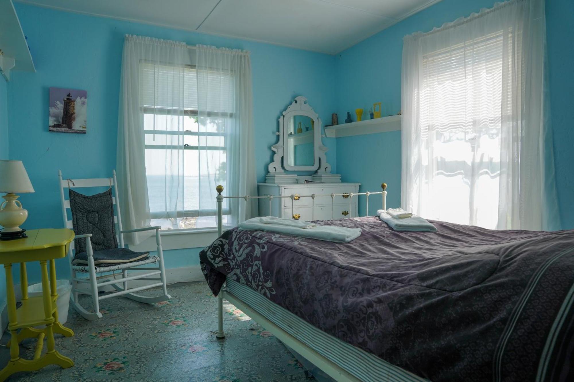 Ocean View Room rm 101