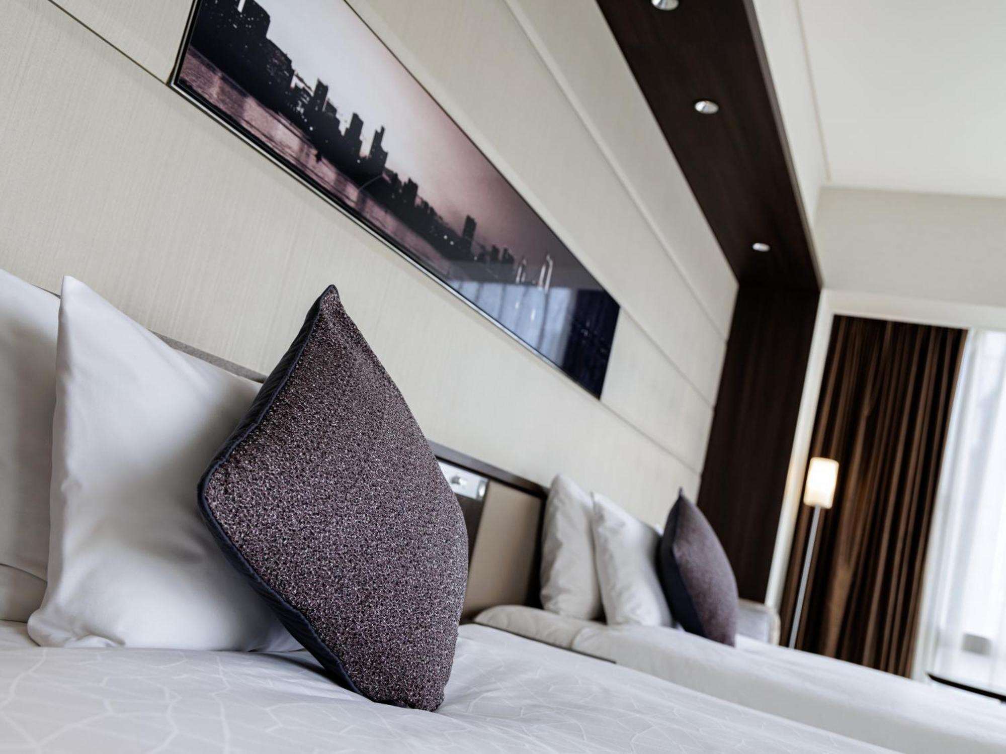 Premium Twin Room Non-Smoking
