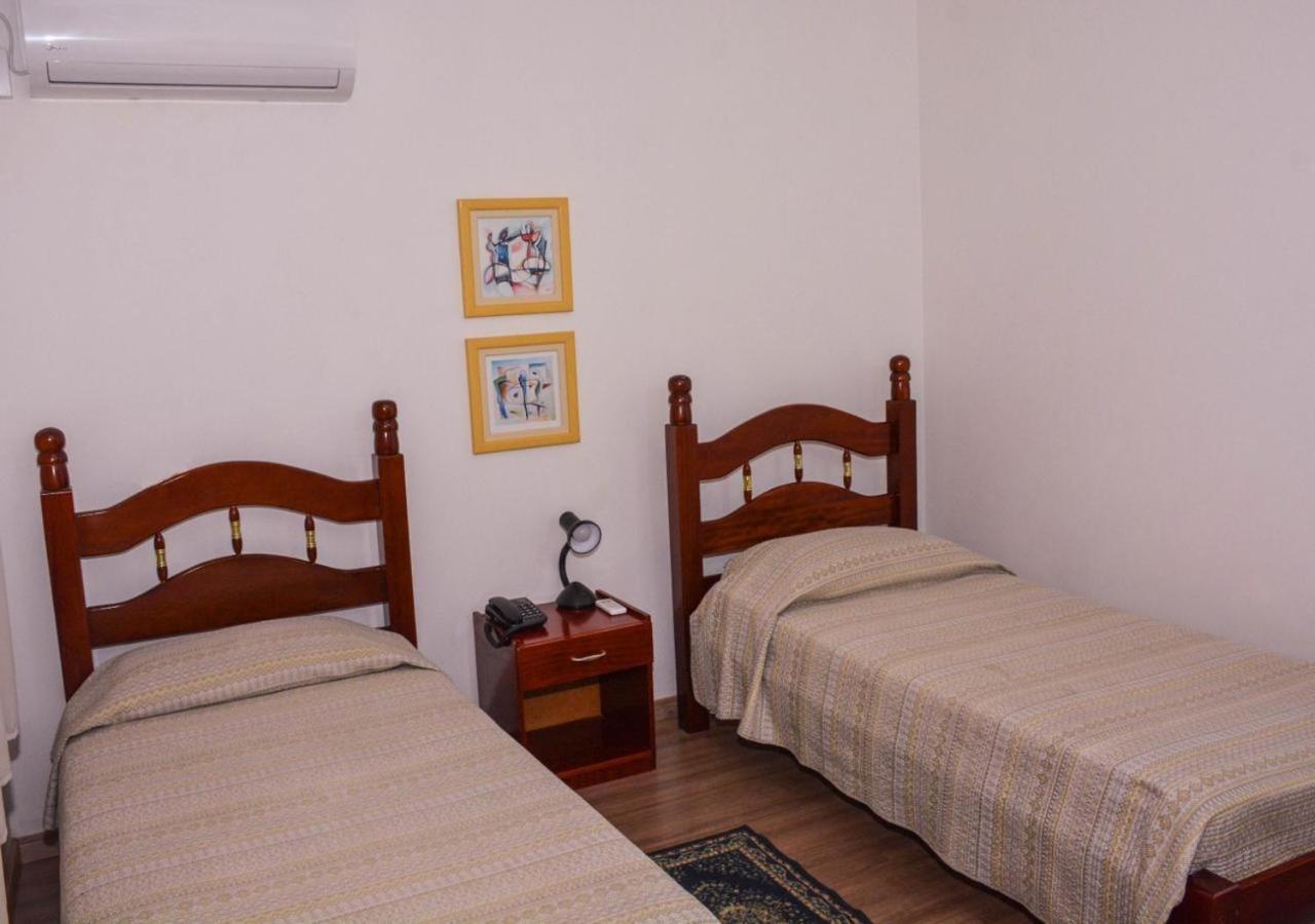 Quarto Superior com Cama de Casal ou 2 de Solteiro