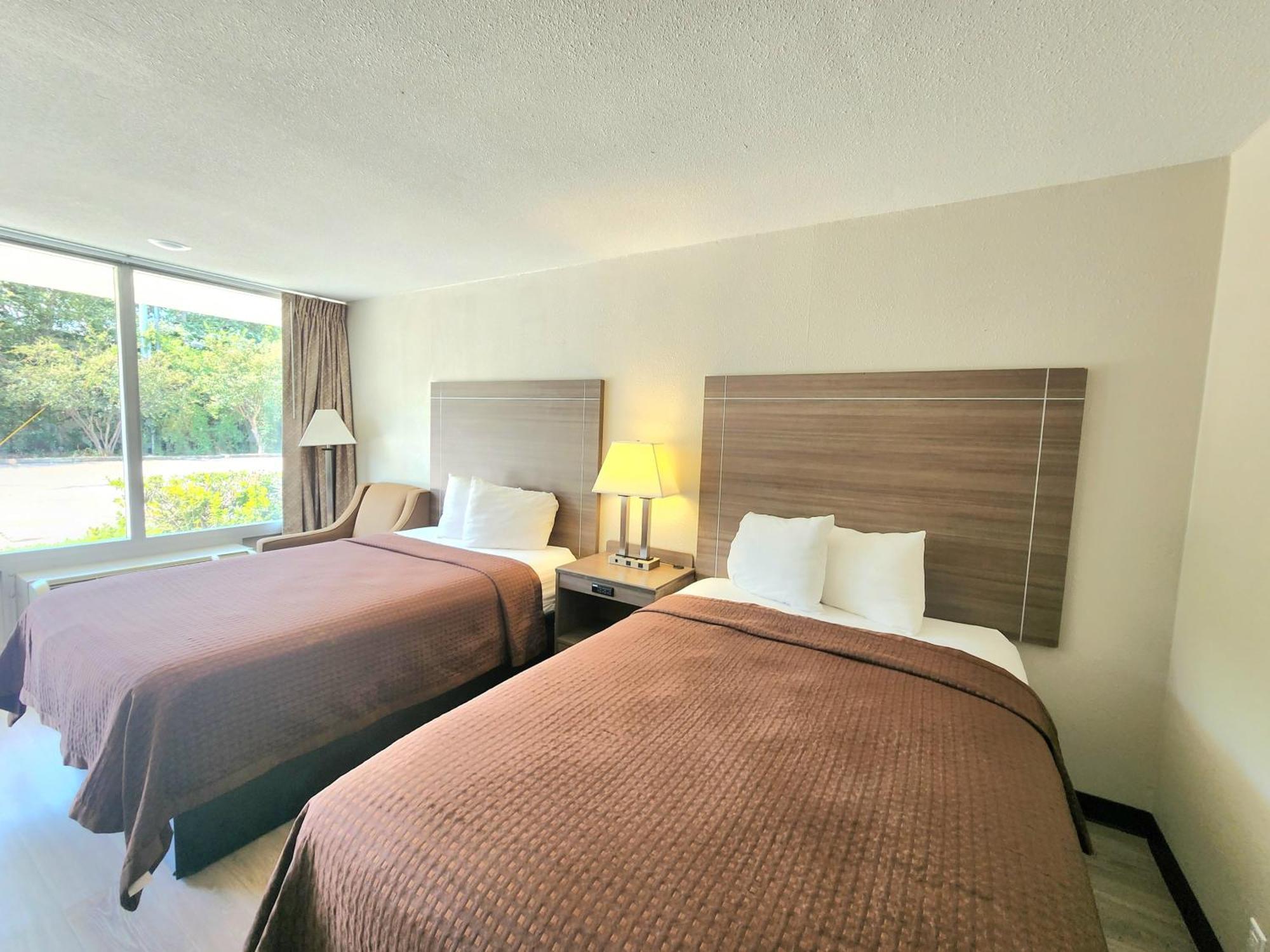 Deluxe Doublel Room Two Double Beds Non-Smoking