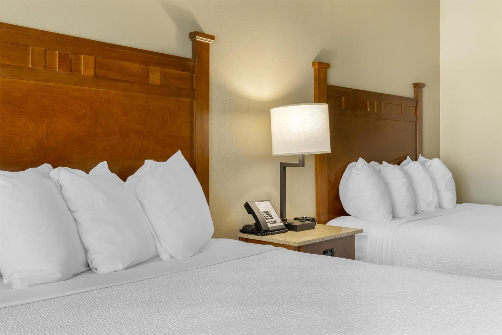 Queen Room Two Queen Beds
