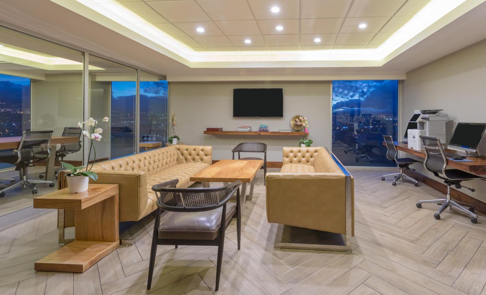 King Room Panoramic View Club Access or High Floor