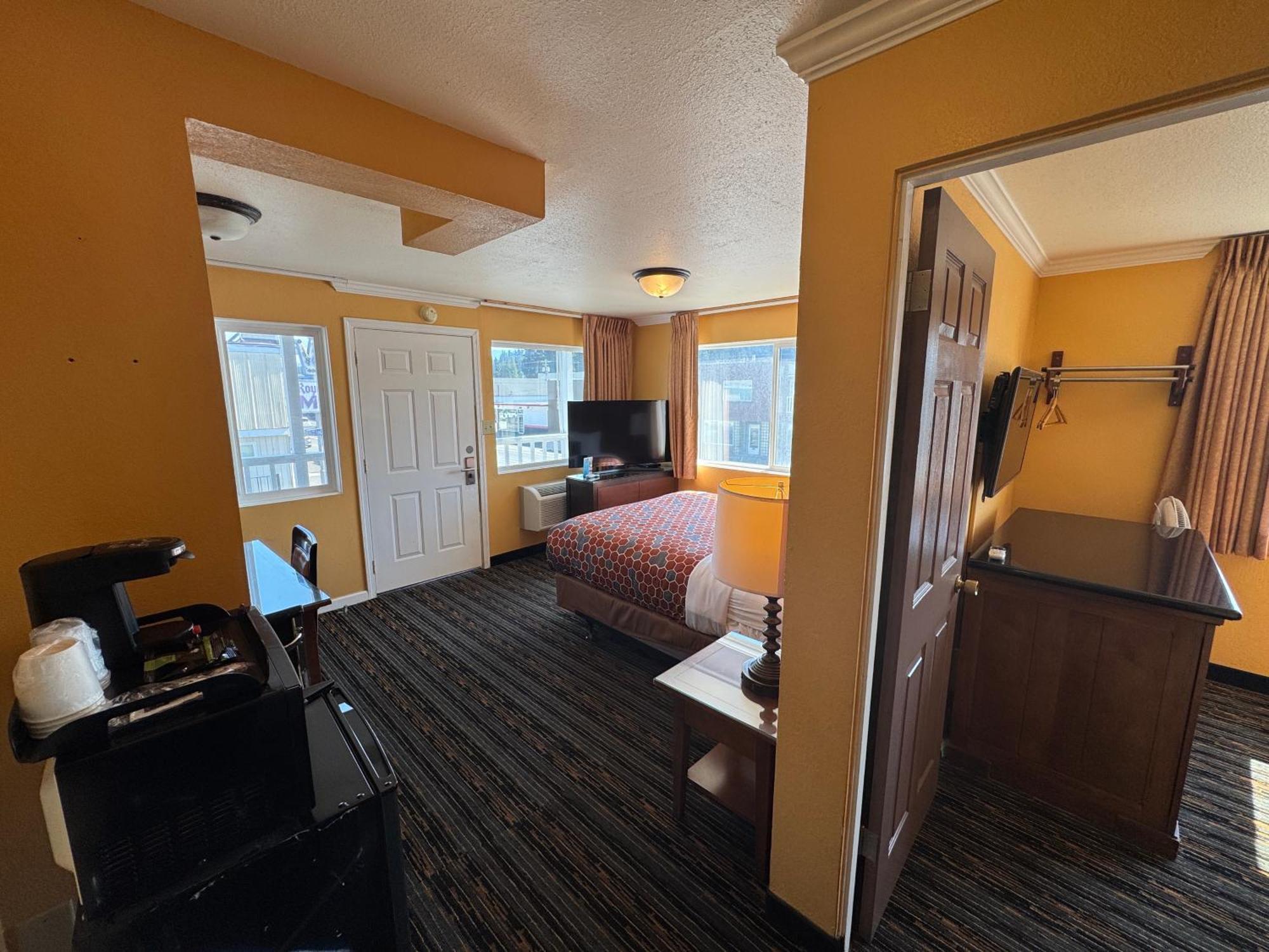 Two-Bedroom Suite