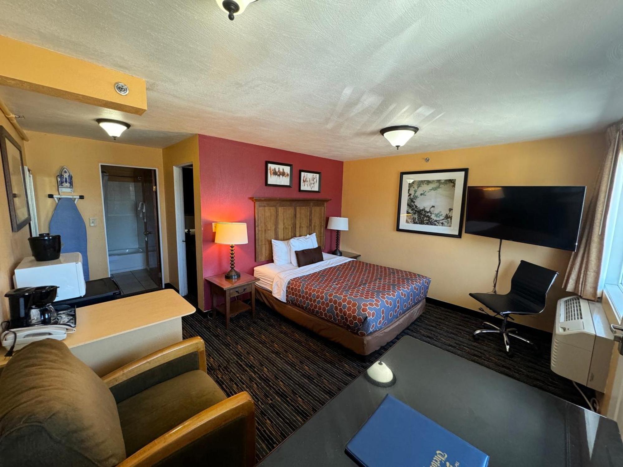 Two-Bedroom Suite