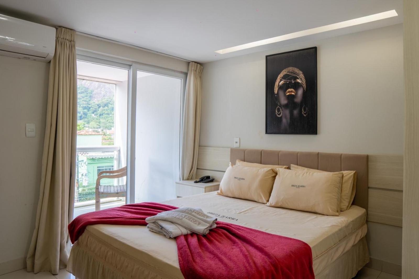 Quarto Duplo com Varanda vista montanha