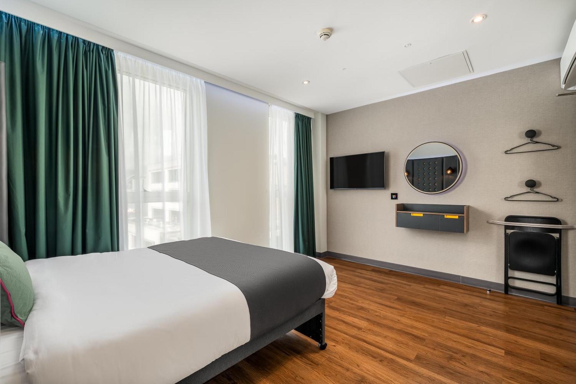 Accessible Double Room Window