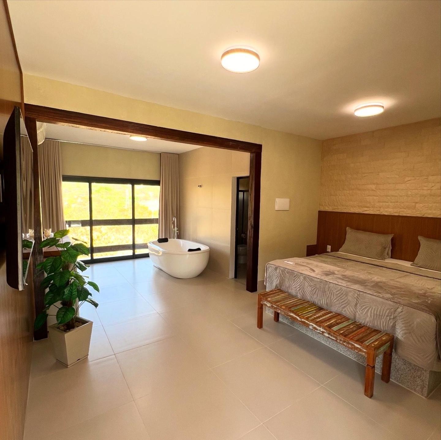 Deluxe Double Room Bath