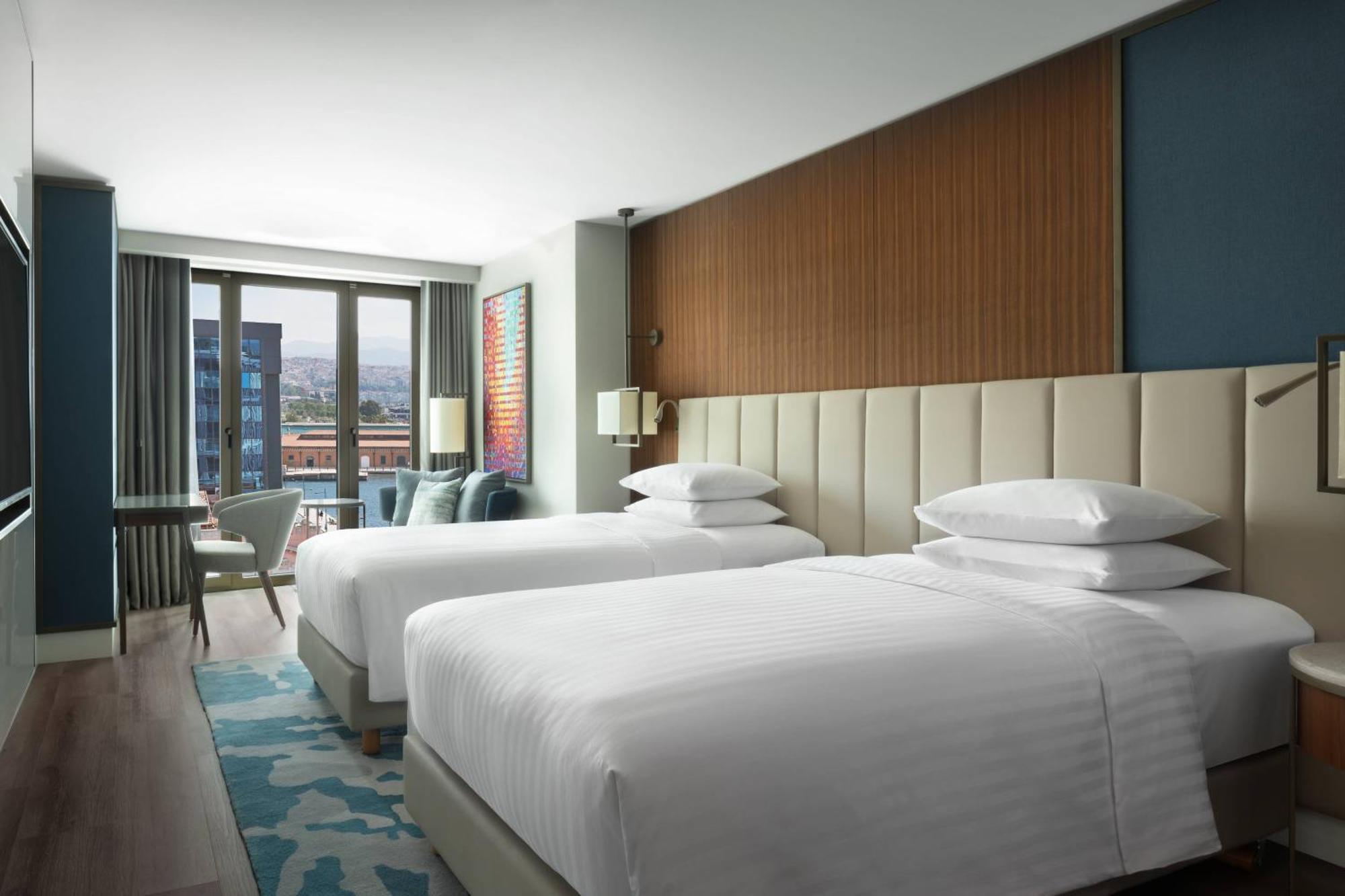 Twin Room City View