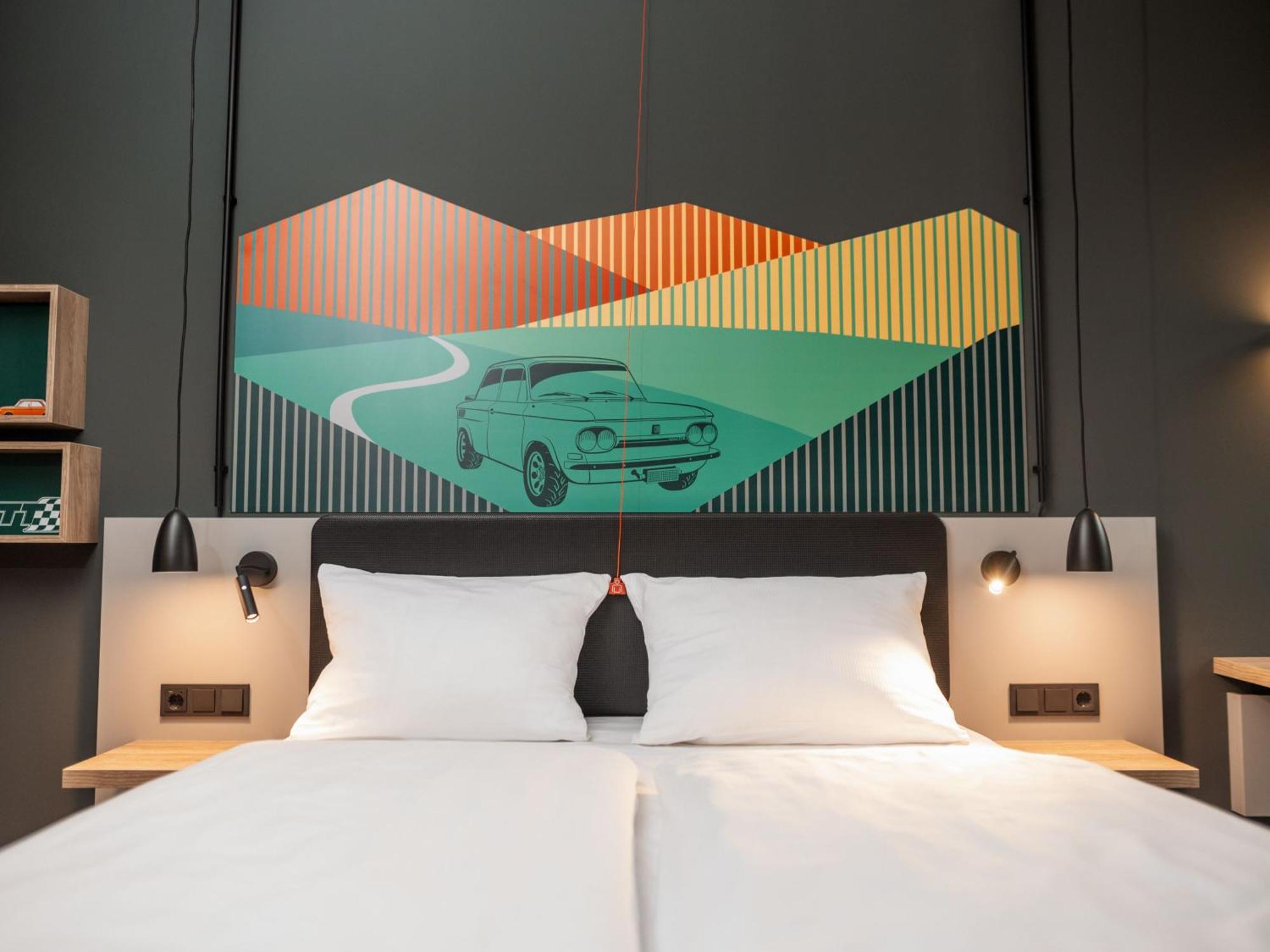 Standard Double Room Mobility Accessible