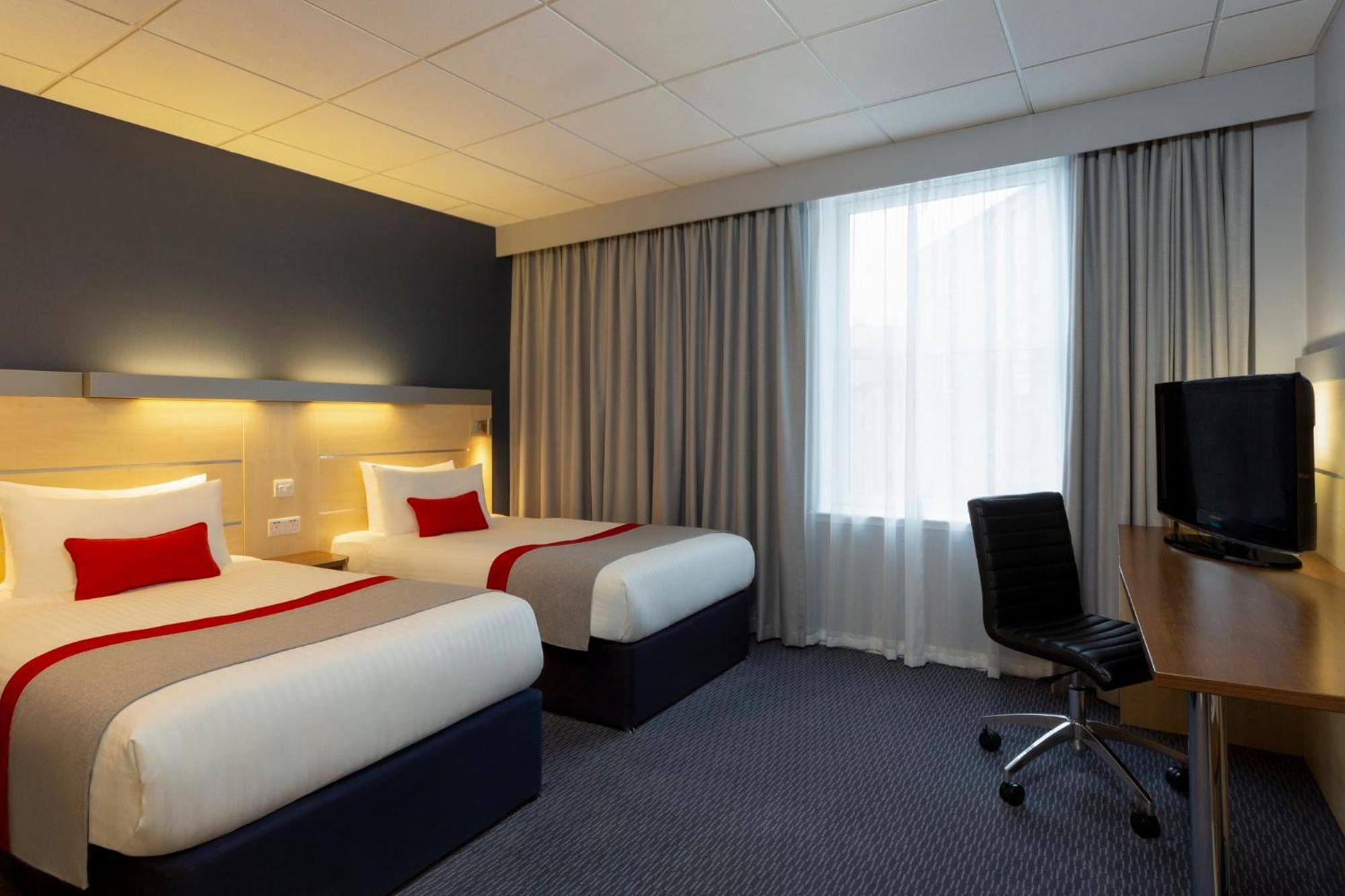 Standard Twin Room Hot