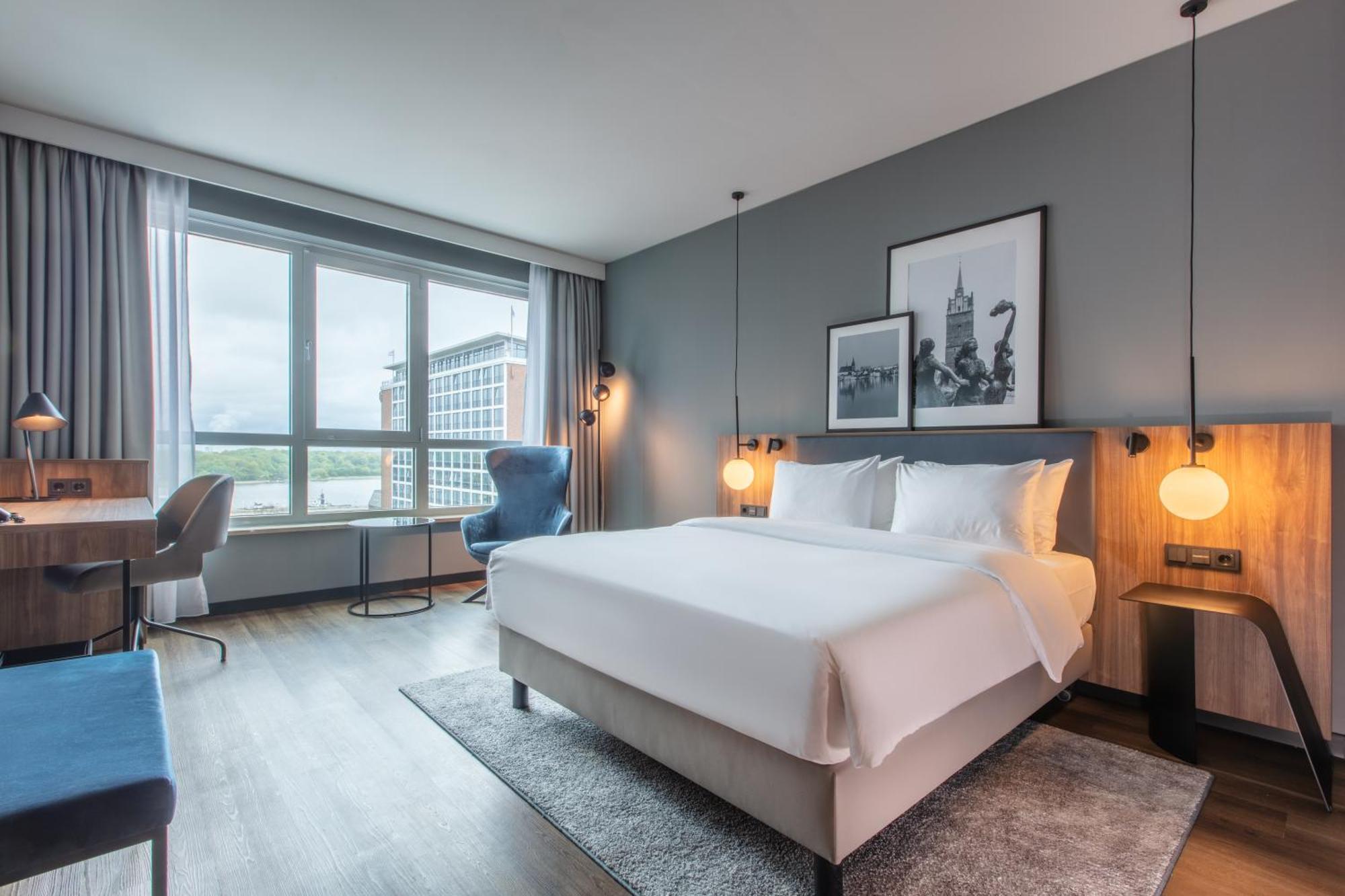 Standard Room Harbor View,1698855181:JPEG