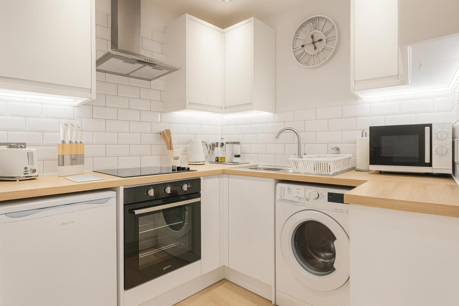 One-Bedroom Deluxe Apartment