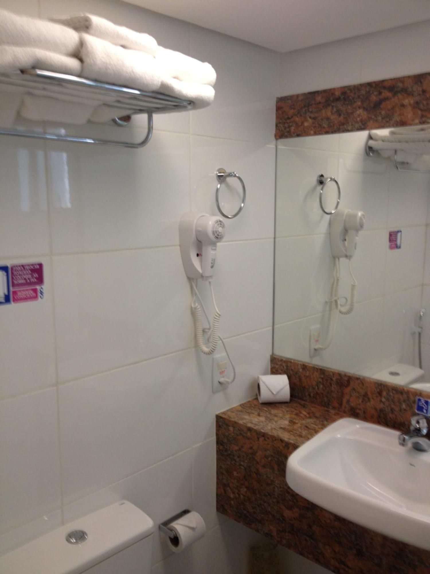 Deluxe Twin Room with parcial sea view,1697823330:JPEG