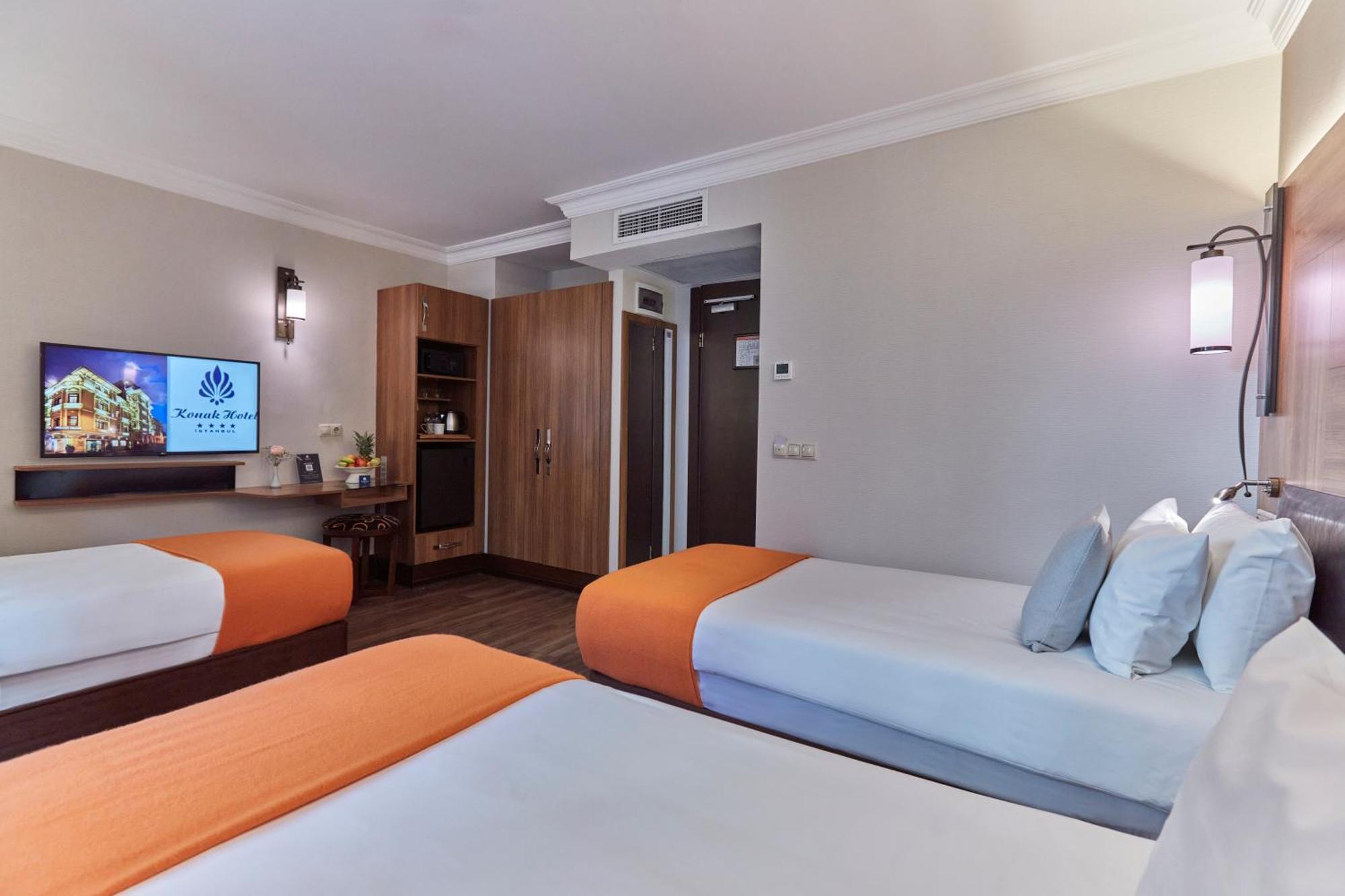 Superior Triple Room
