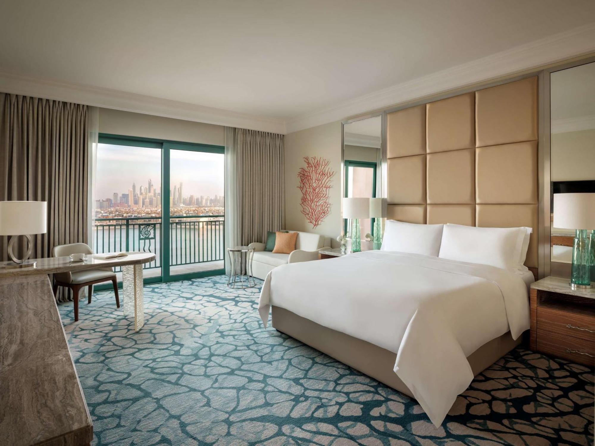 Palm King Room