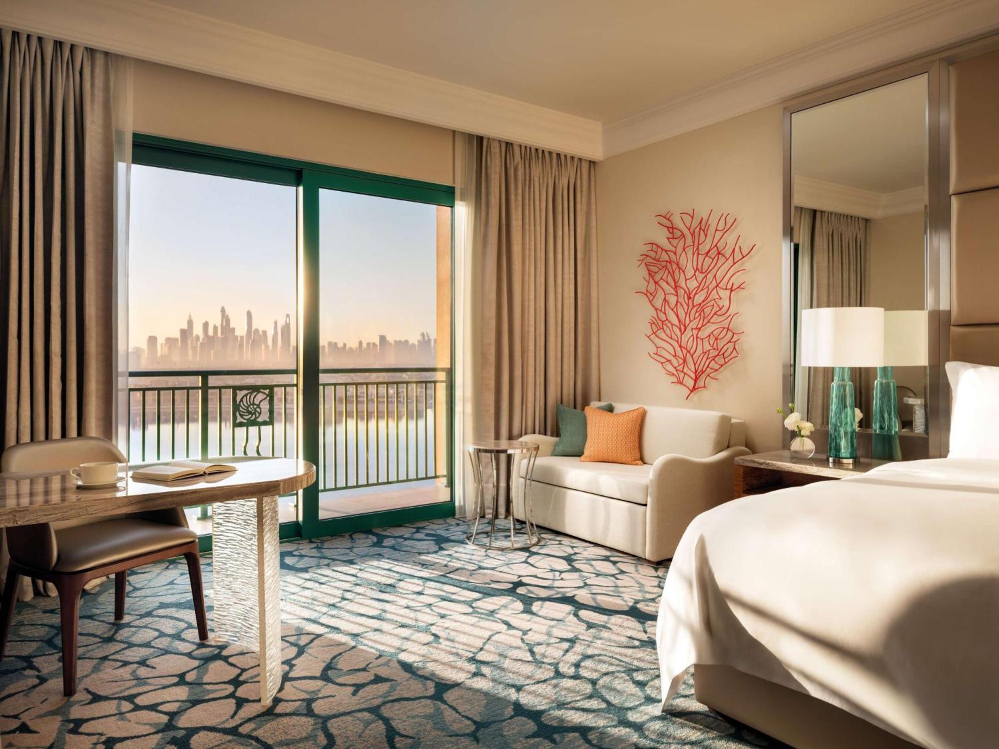 Palm King Room